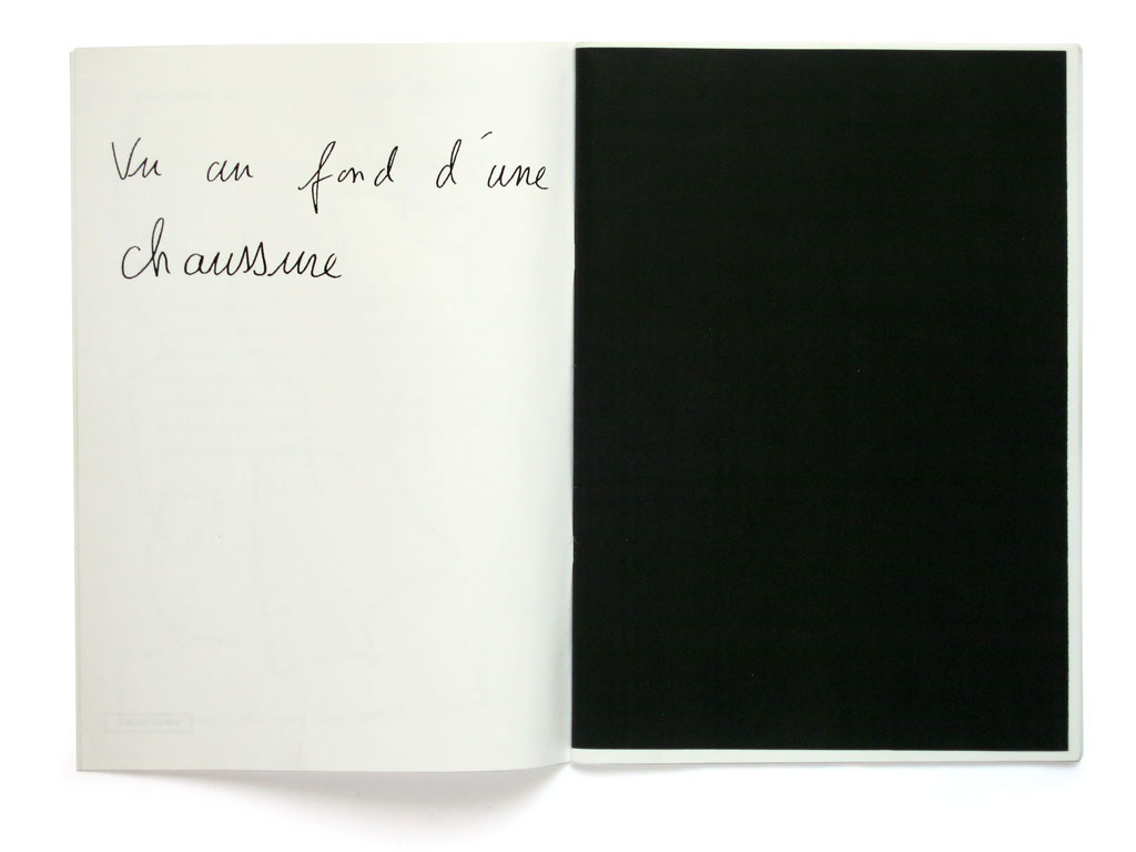 Claude Closky, ‘Vu au fond d’une chaussure [Seen in a shoe],’ 1995, Arles: L’Ouvre boîte no. 1, p. 4-5.